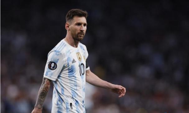 太阳报：阿尔德韦雷尔德参加比利时蒙面歌手后，又参演了电影